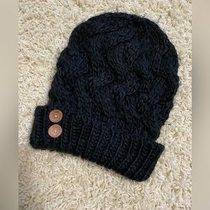 ROXY Winter Slouch Hat with Buttons